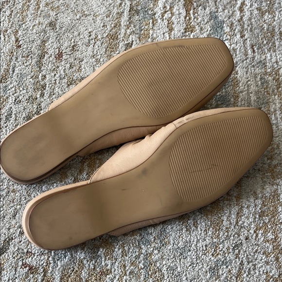 Steve Madden Beige Mules with Strap - Picture 9 of 9